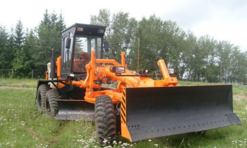 Аренда грейдера (автогрейдера) ЧЗДТ ГС-250