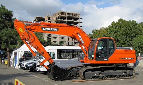 Аренда гусеничного экскаватора Doosan DX225LCA