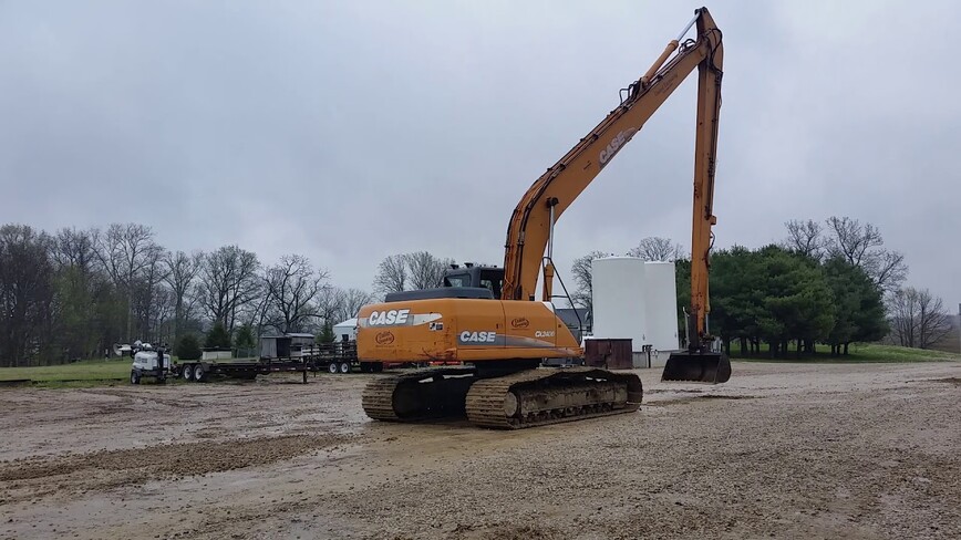 Аренда гусеничного экскаватора Case CX240 Long Reach