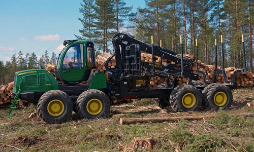 Лесовоз John Deere Forwarder 1910E