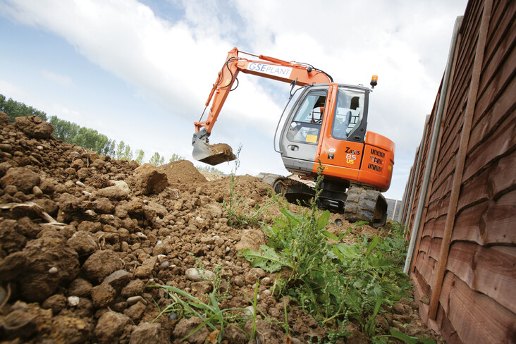 Аренда мини-экскаватора Hitachi ZAXIS 85US