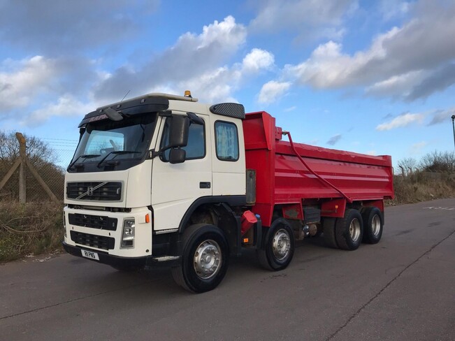 Аренда самосвала VOLVO FM13